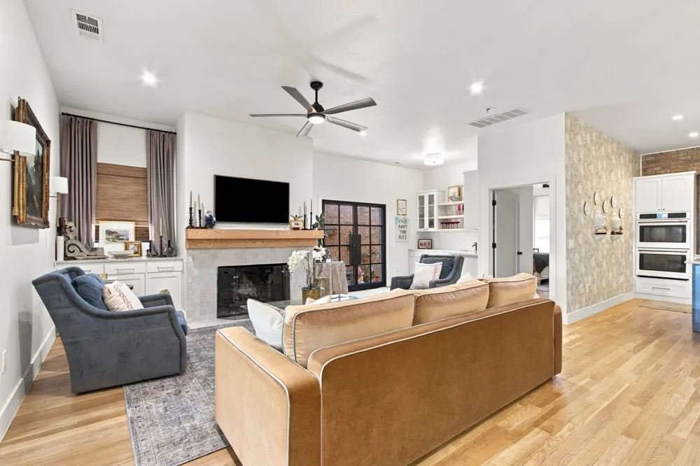 46 Crown Place Richardson, TX 75080