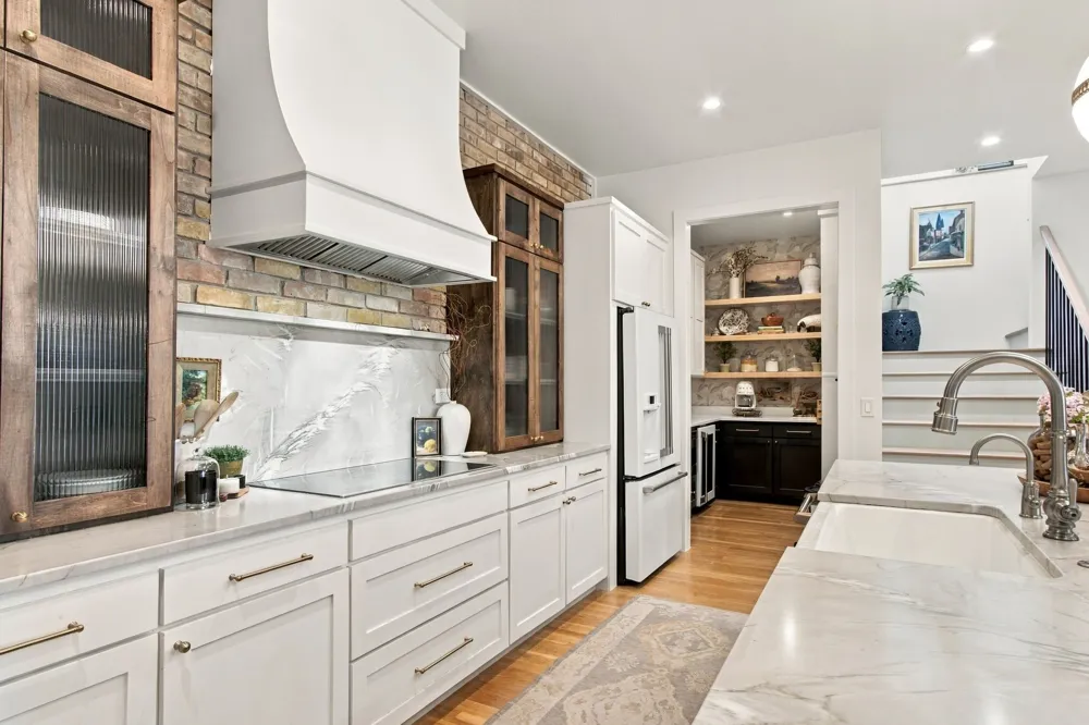 46 Crown Place Richardson, TX 75080