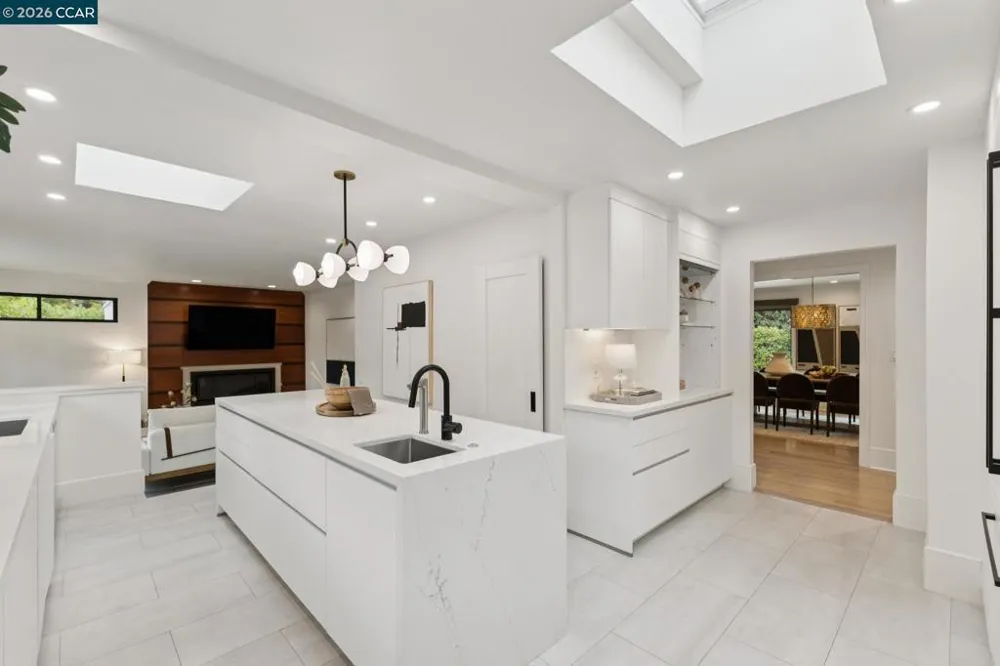 3646 Happy Valley Rd Lafayette, CA 94549
