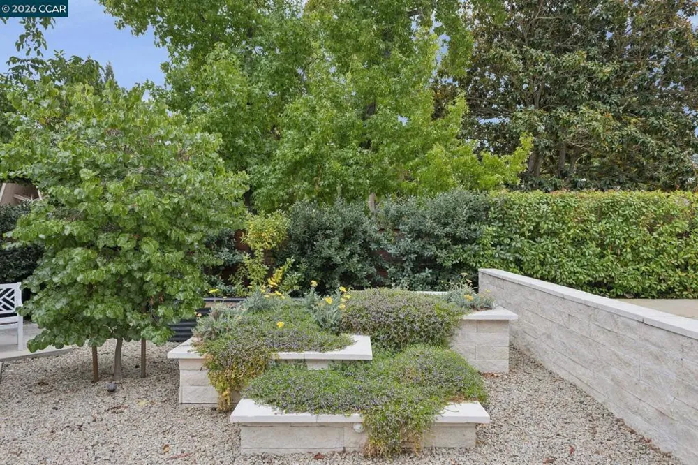 3646 Happy Valley Rd Lafayette, CA 94549