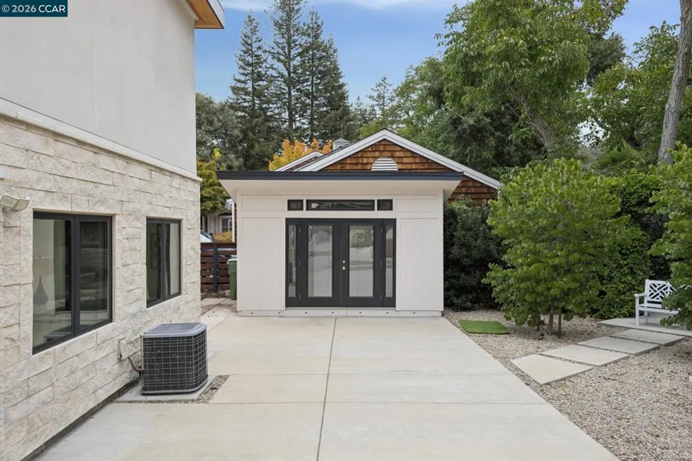 3646 Happy Valley Rd Lafayette, CA 94549