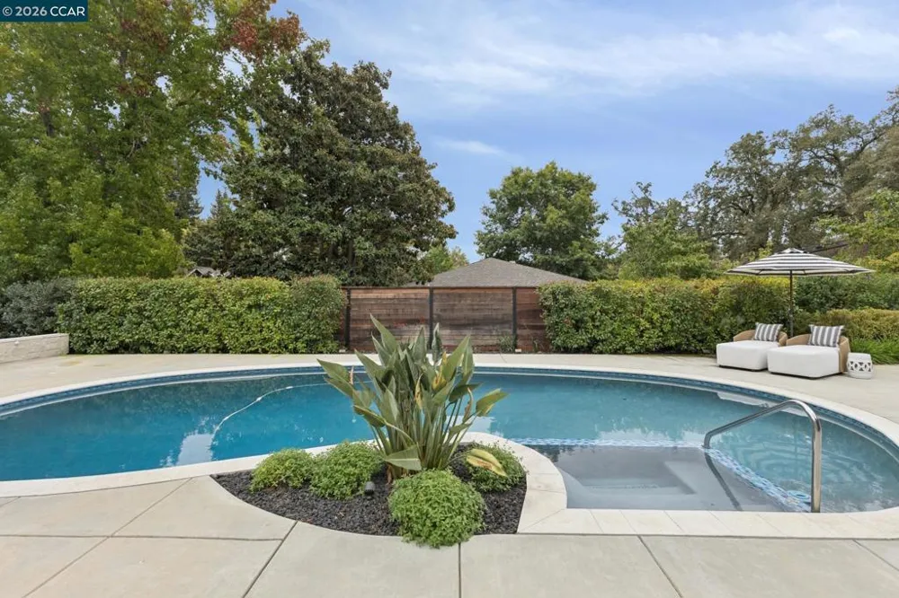 3646 Happy Valley Rd Lafayette, CA 94549
