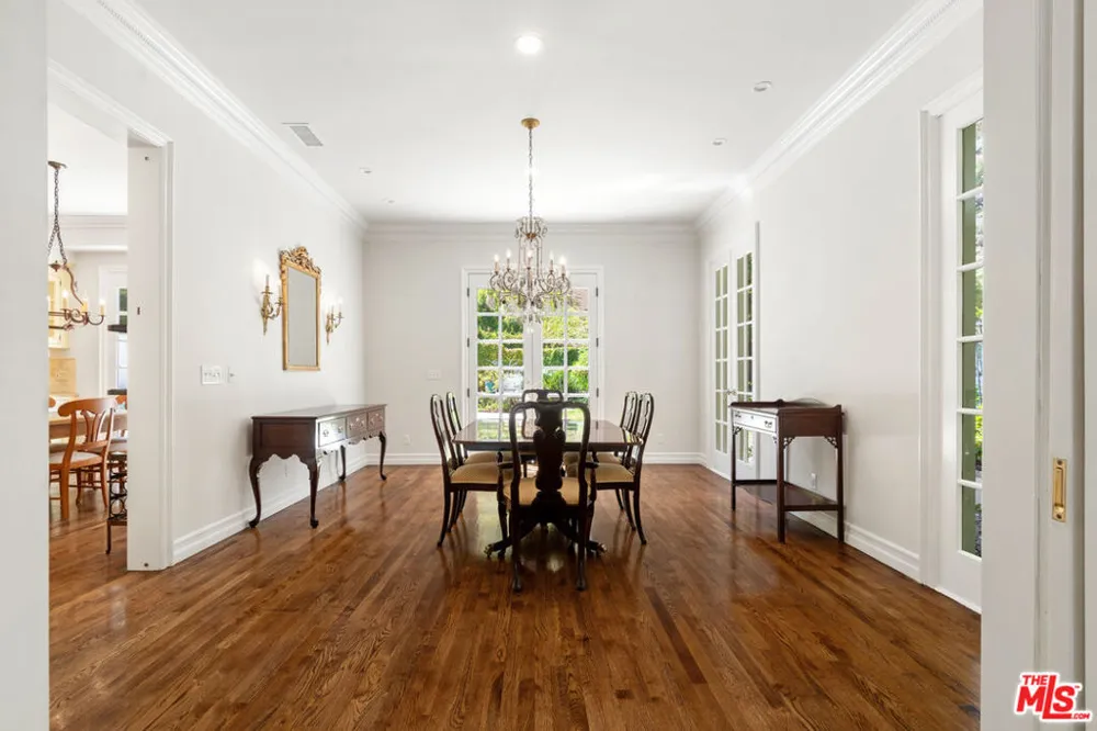 1481 Bienveneda Avenue Pacific Palisades, CA 90272