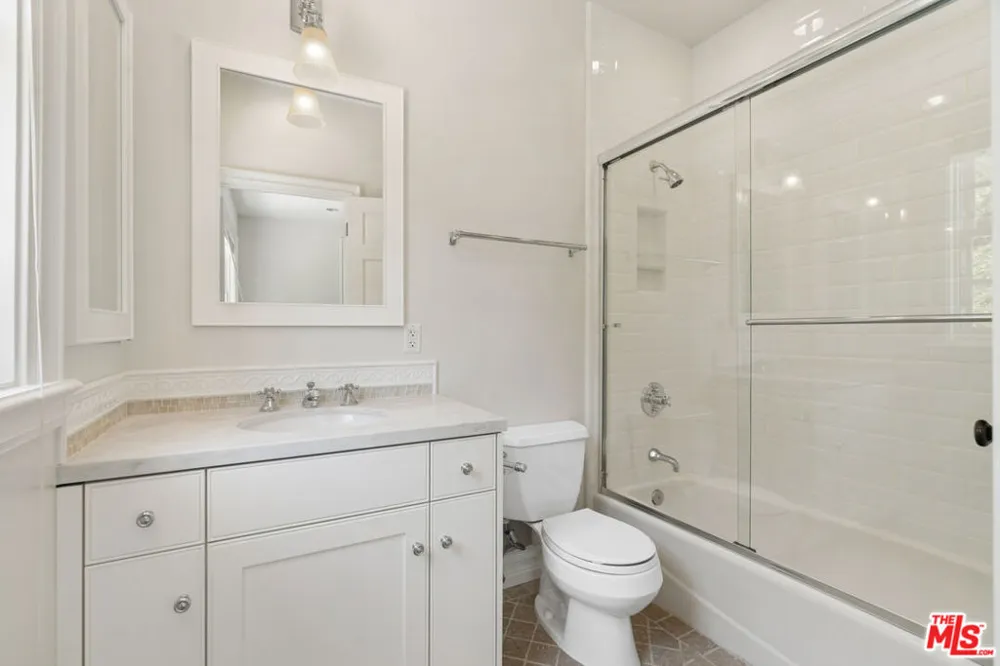 1481 Bienveneda Avenue Pacific Palisades, CA 90272