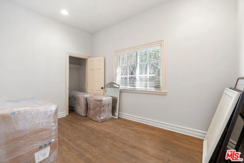 1481 Bienveneda Avenue Pacific Palisades, CA 90272
