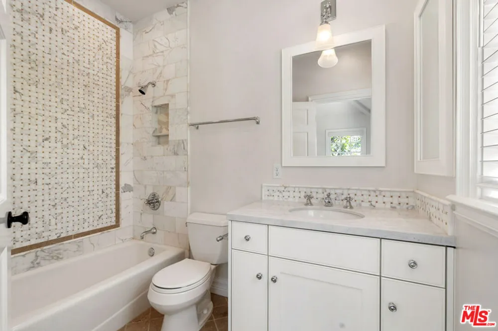 1481 Bienveneda Avenue Pacific Palisades, CA 90272