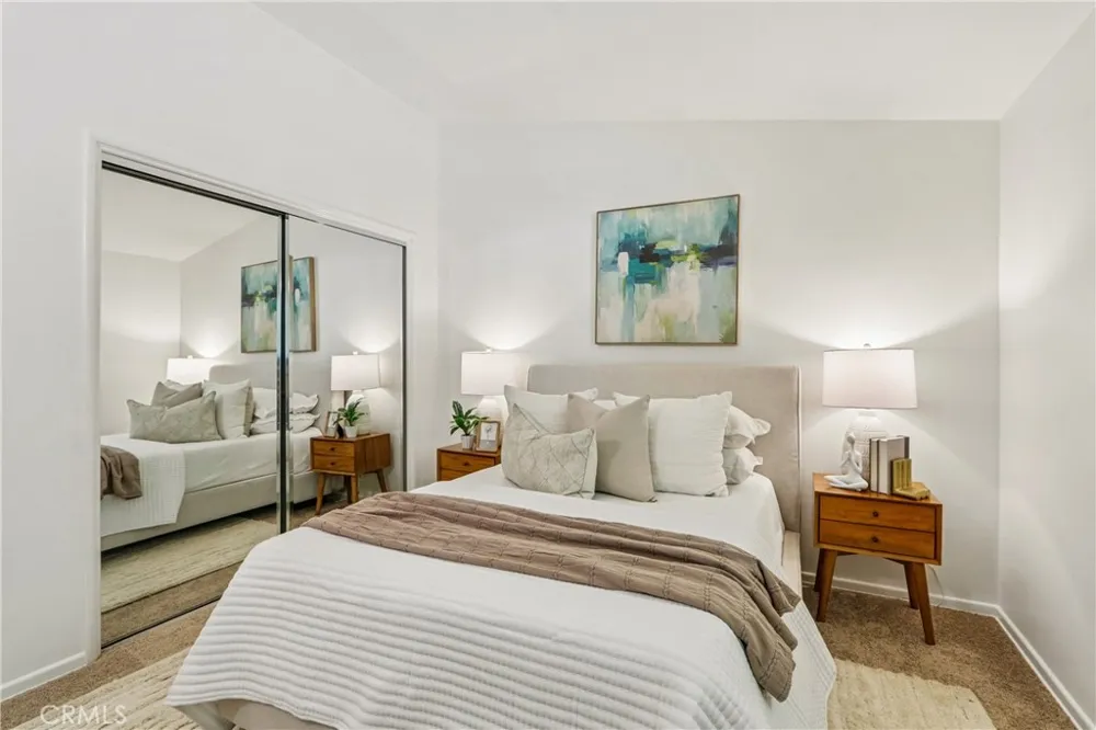 4548 La Granada Way La Canada Flintridge, CA 91011