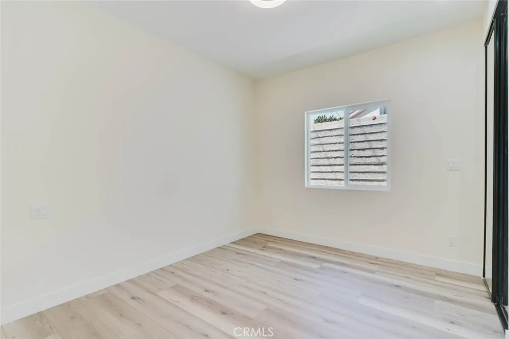 10405 Ruffner Avenue Granada Hills, CA 91344