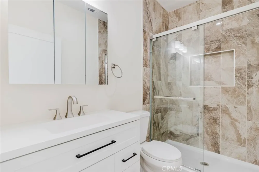 10405 Ruffner Avenue Granada Hills, CA 91344