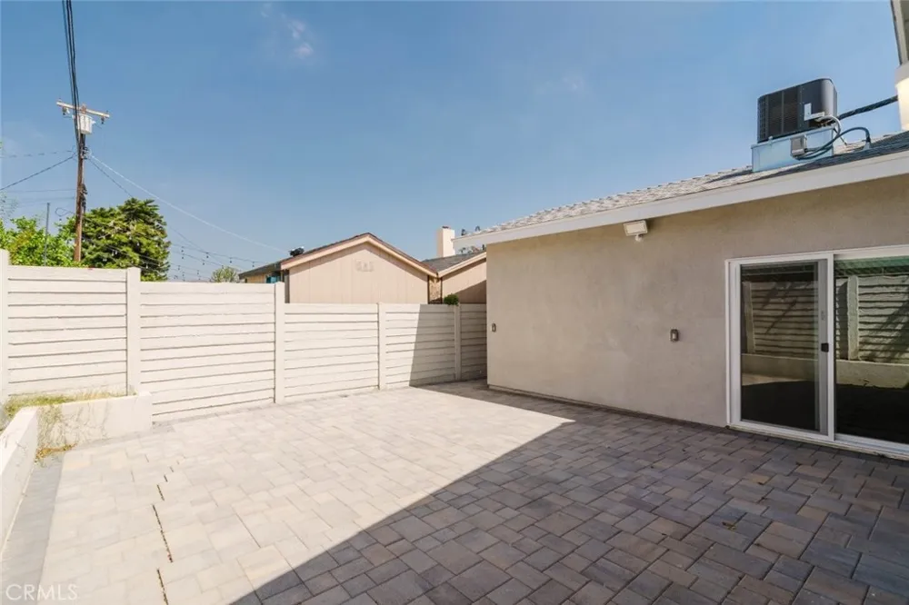 10405 Ruffner Avenue Granada Hills, CA 91344