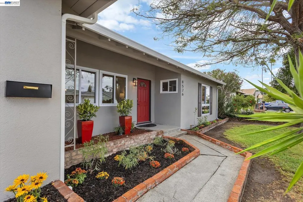 8526 Briarwood Ln Dublin, CA 94568