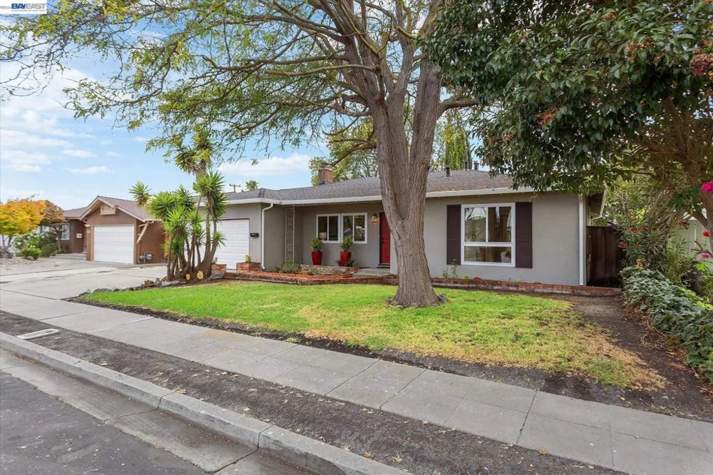 8526 Briarwood Ln Dublin, CA 94568