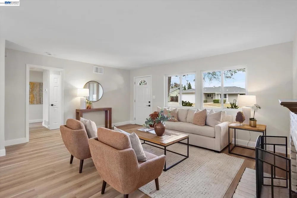 8526 Briarwood Ln Dublin, CA 94568