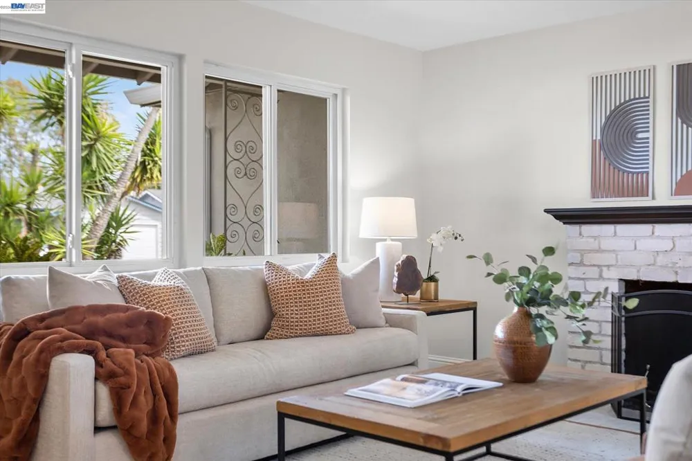8526 Briarwood Ln Dublin, CA 94568