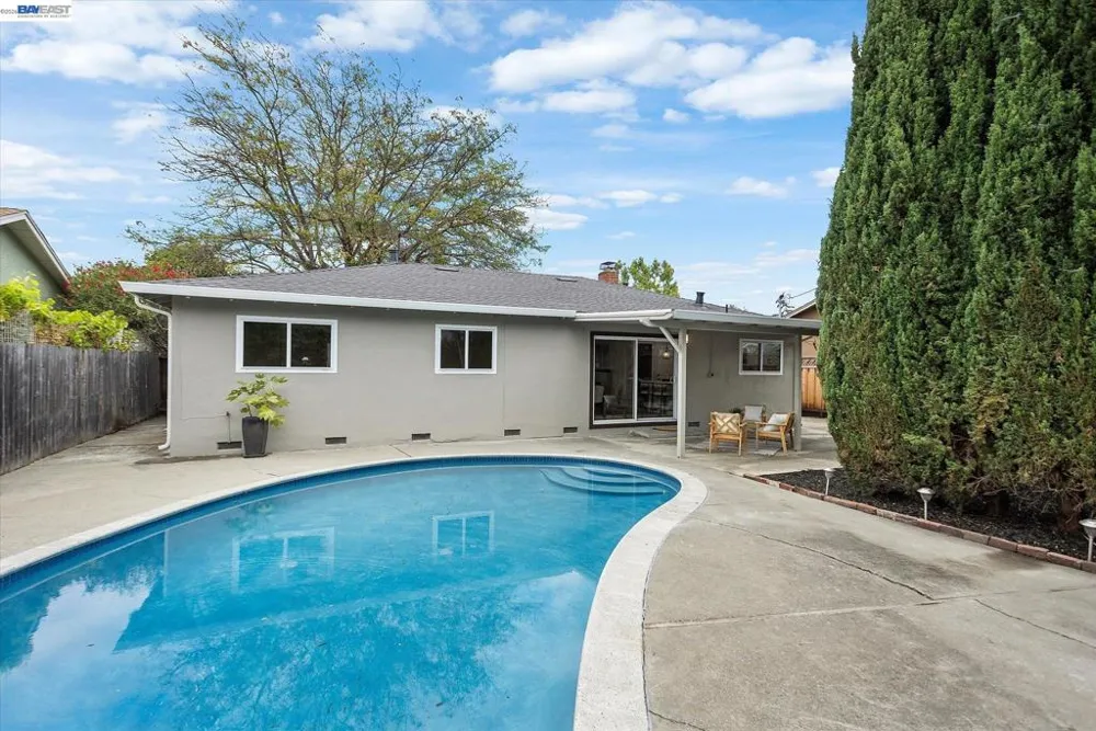 8526 Briarwood Ln Dublin, CA 94568