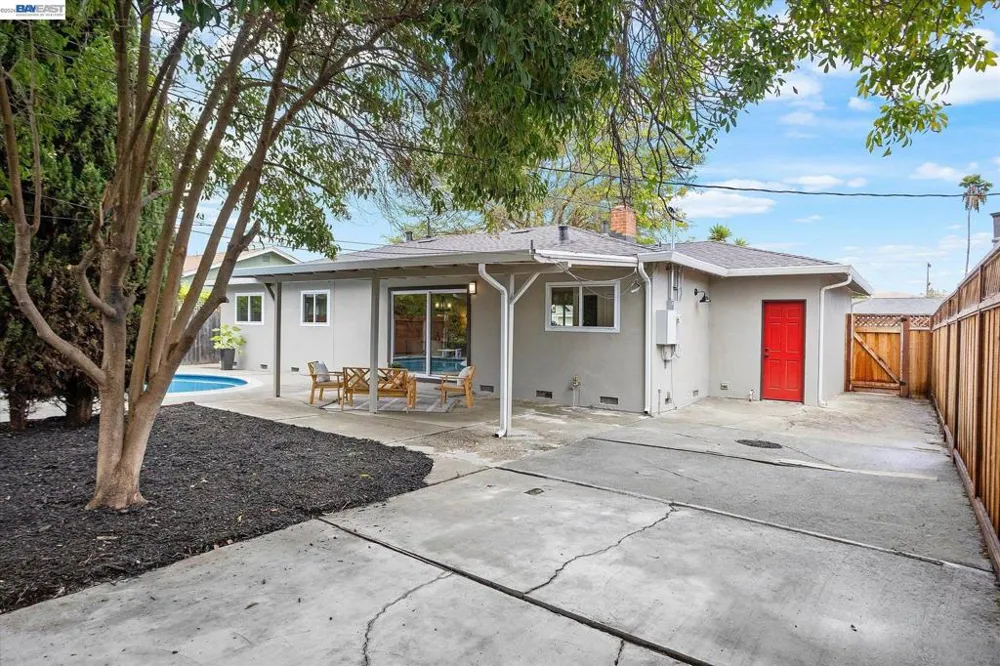 8526 Briarwood Ln Dublin, CA 94568