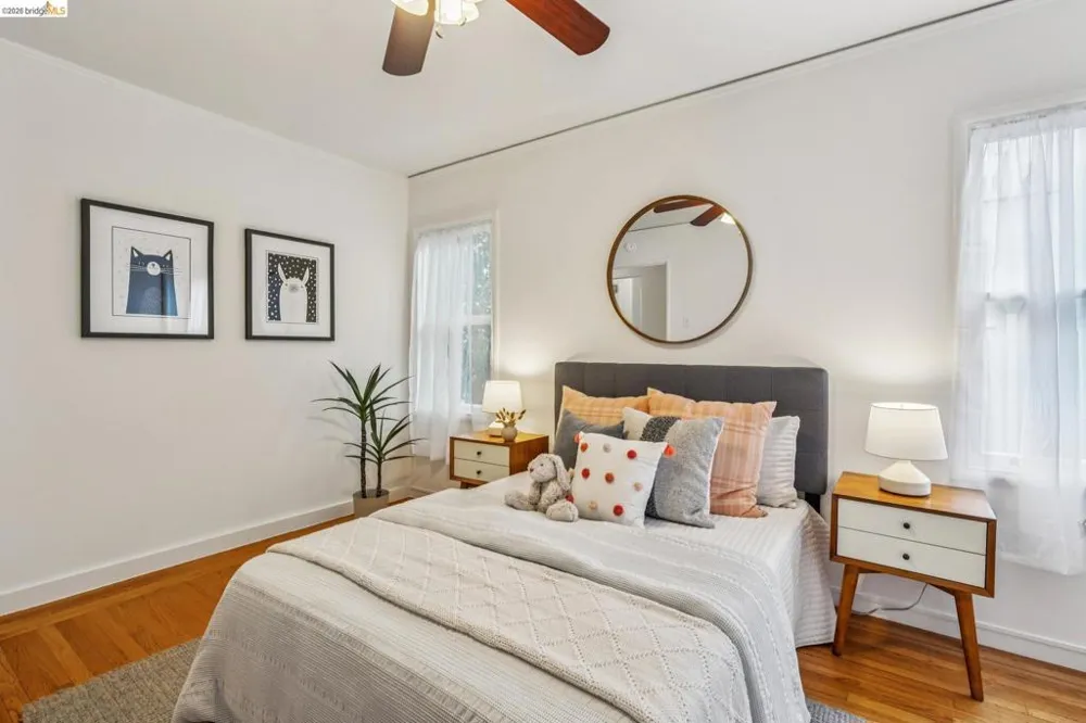 4737 Virginia Ave Oakland, CA 94619