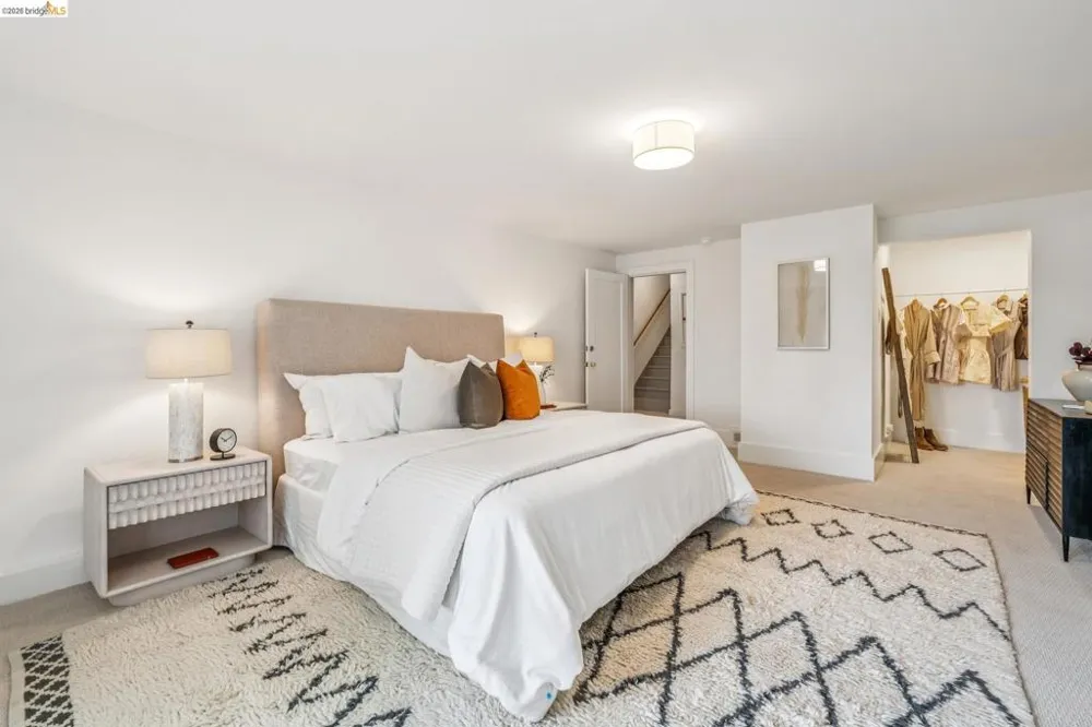 4737 Virginia Ave Oakland, CA 94619