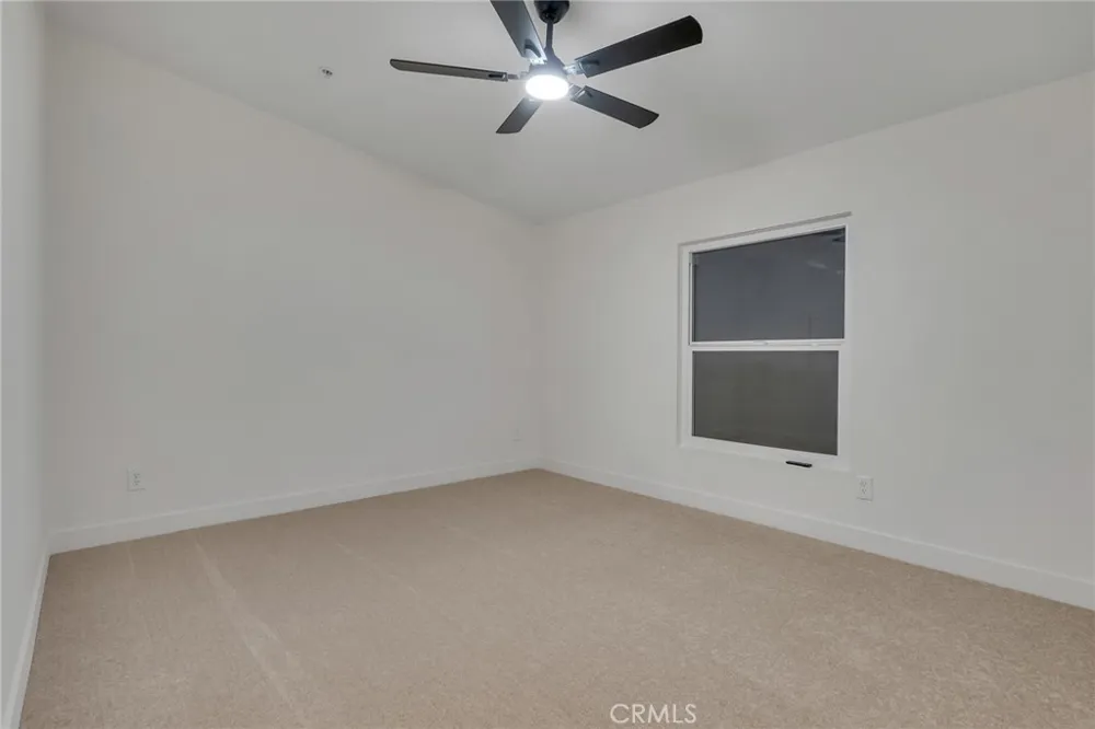 9572 Smith Road Phelan, CA 92371
