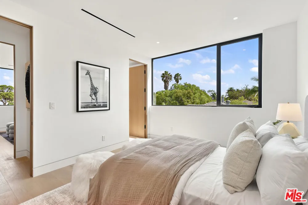 2031 Glyndon Avenue Venice, CA 90291