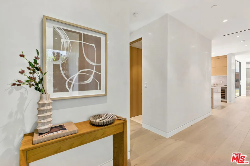 2031 Glyndon Avenue Venice, CA 90291