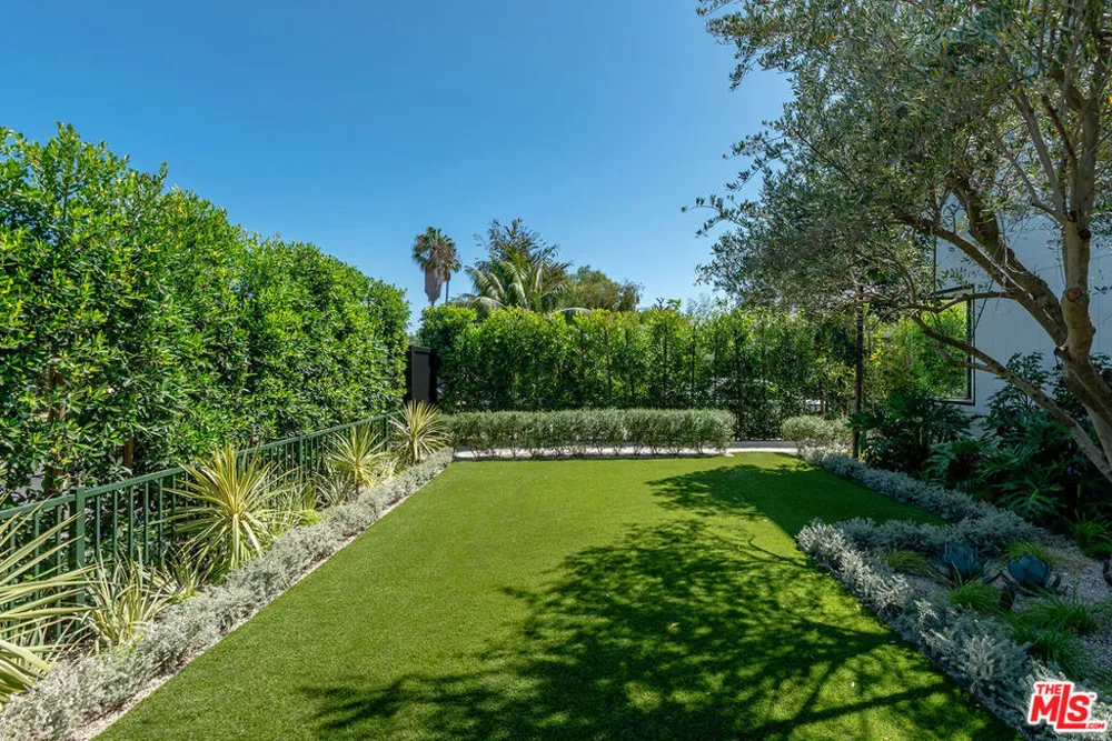 2031 Glyndon Avenue Venice, CA 90291