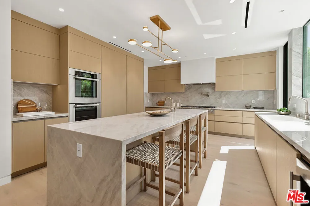 2031 Glyndon Avenue Venice, CA 90291