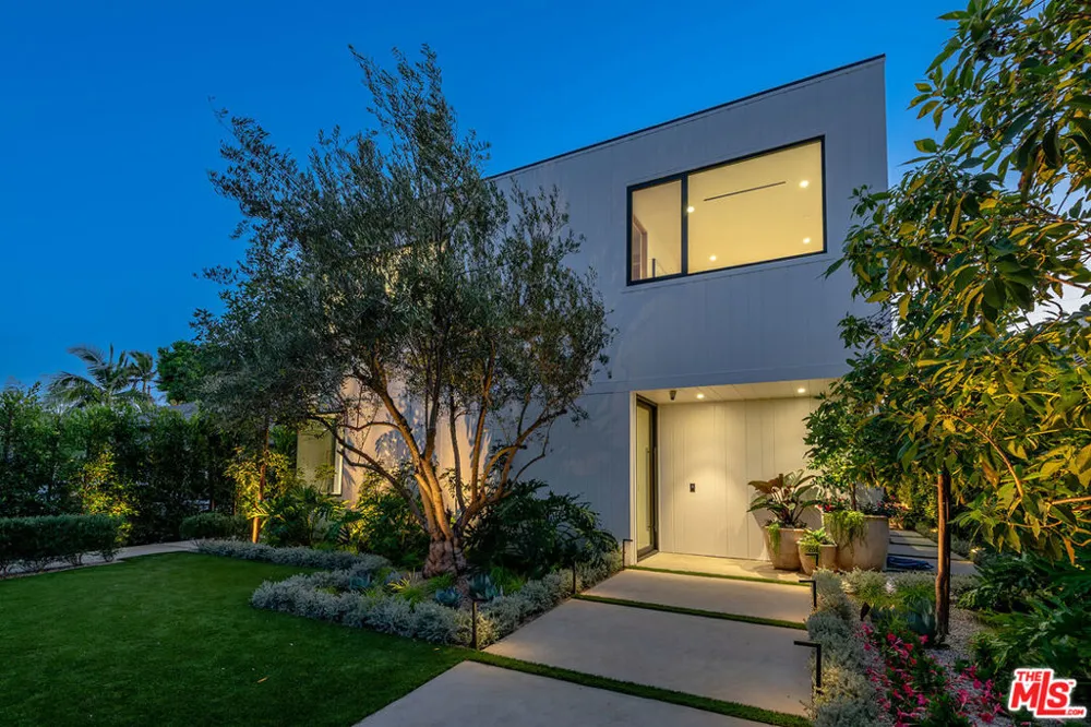 2031 Glyndon Avenue Venice, CA 90291