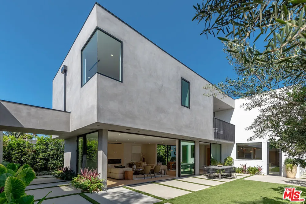 2031 Glyndon Avenue Venice, CA 90291