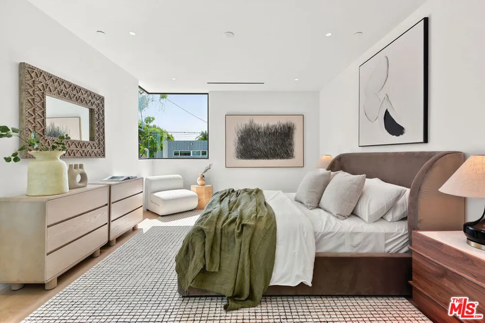 2031 Glyndon Avenue Venice, CA 90291