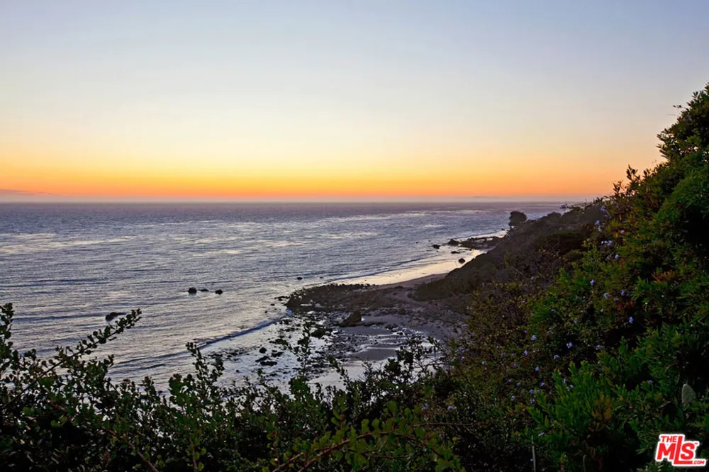 32752 Pacific Coast Highway Malibu, CA 90265