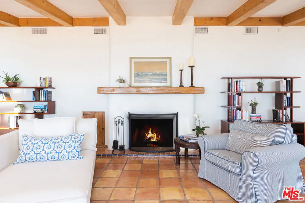 32752 Pacific Coast Highway Malibu, CA 90265