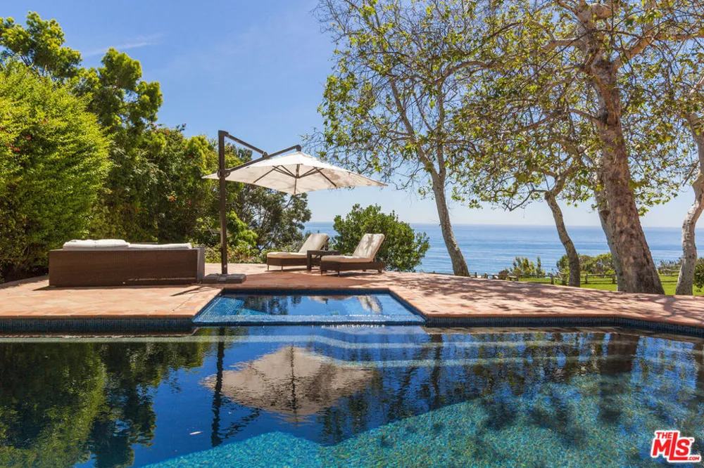 32752 Pacific Coast Highway Malibu, CA 90265