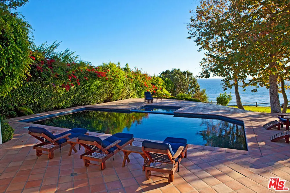 32752 Pacific Coast Highway Malibu, CA 90265