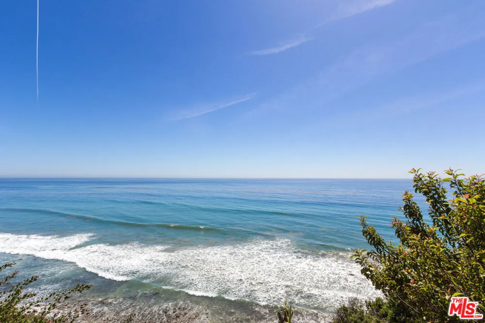 32752 Pacific Coast Highway Malibu, CA 90265