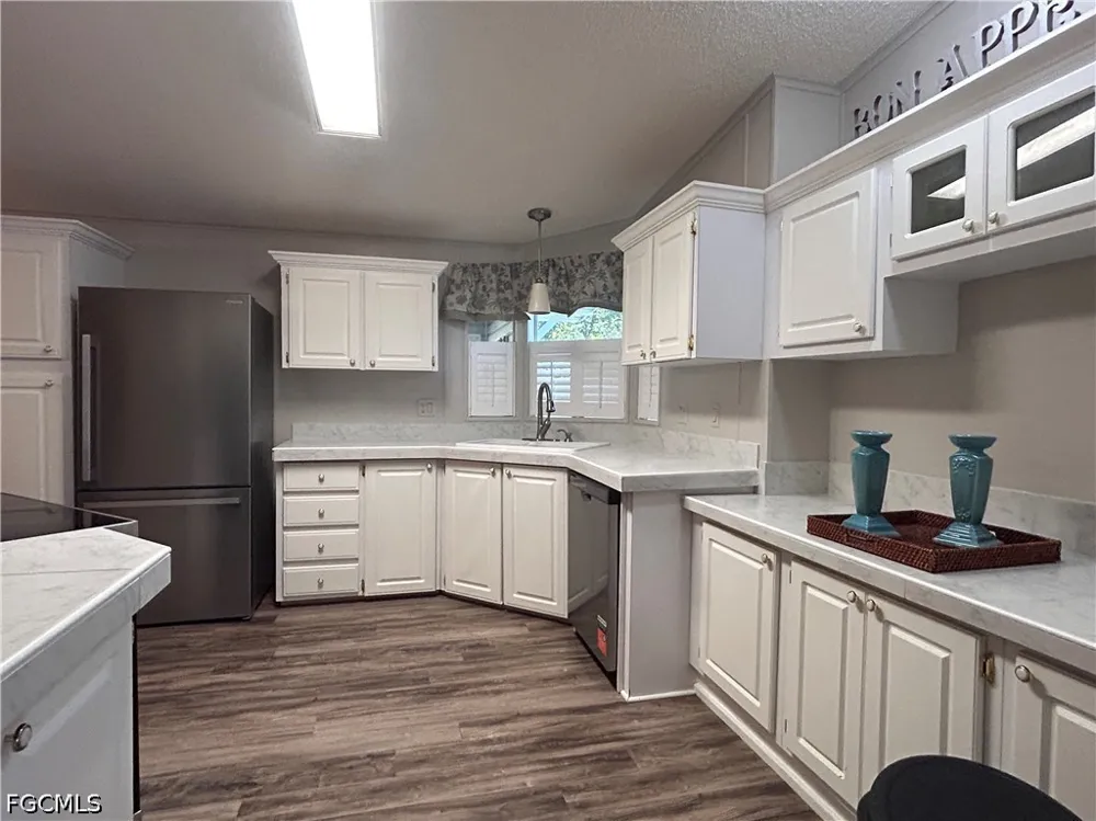 Lake Loop Road #37M North Fort Myers, FL 33903