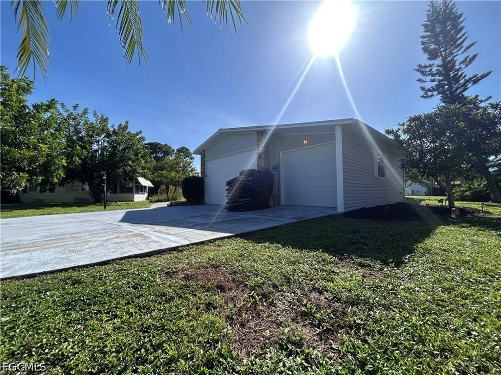 Lake Loop Road #37M North Fort Myers, FL 33903