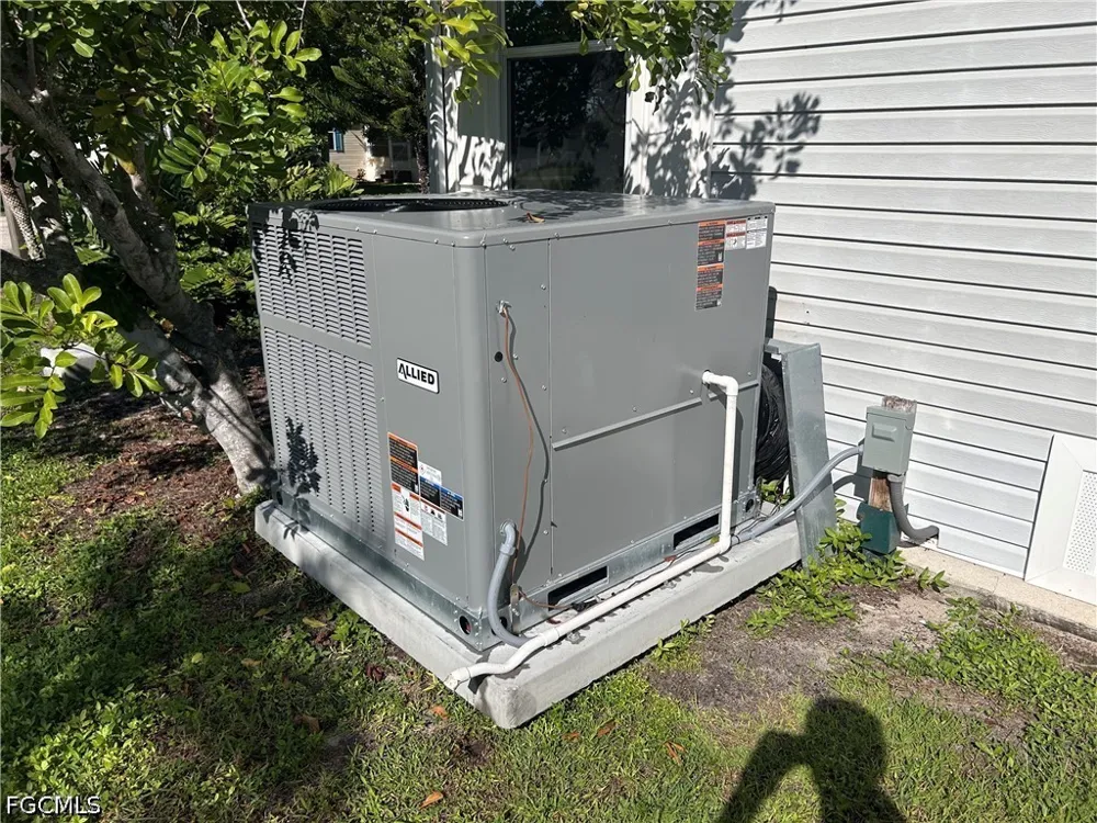 Lake Loop Road #37M North Fort Myers, FL 33903