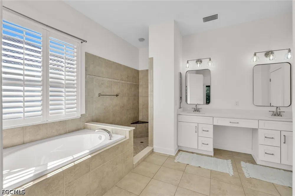 Coco Hammock Way Fort Myers, FL 33908