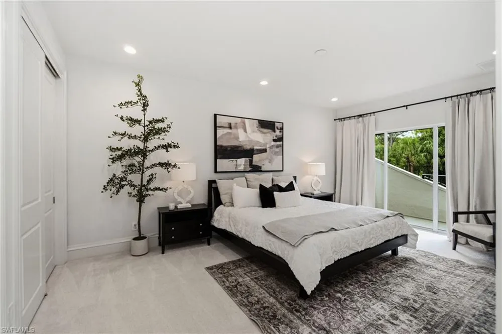 2712 Buckthorn Way Naples, FL 34105