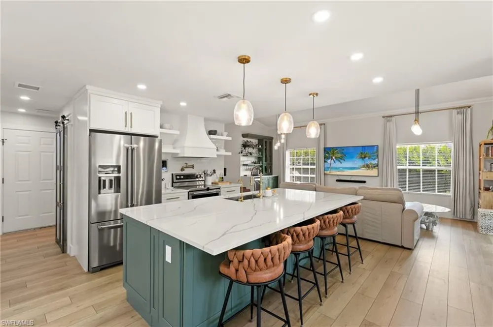 3745 Weymouth Circle Naples, FL 34112