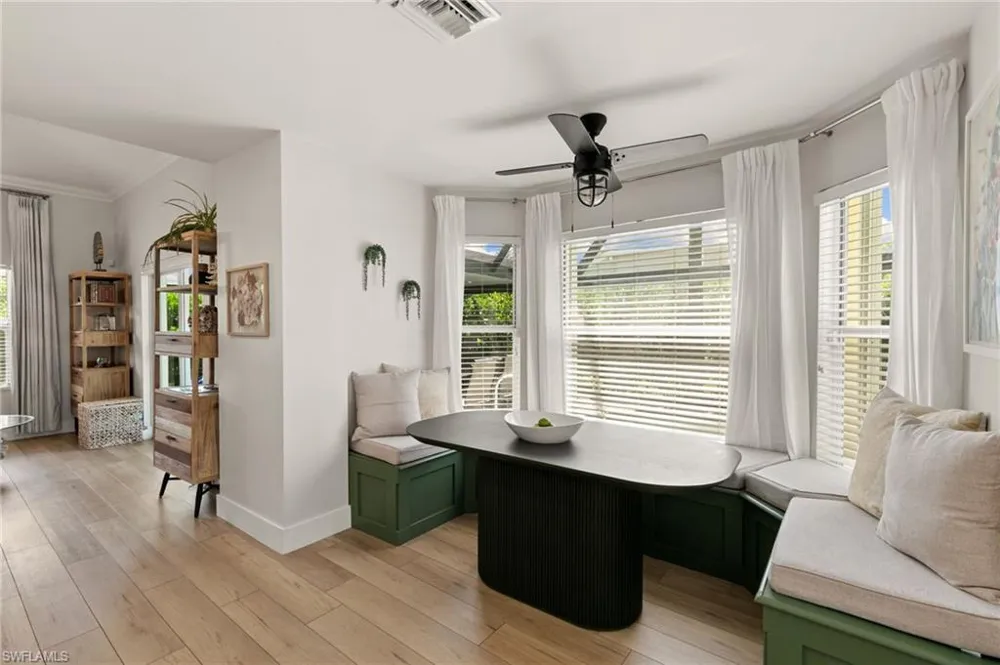 3745 Weymouth Circle Naples, FL 34112