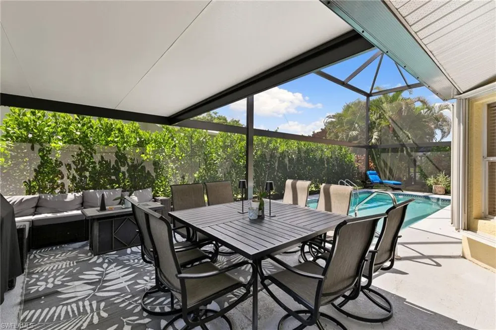 3745 Weymouth Circle Naples, FL 34112