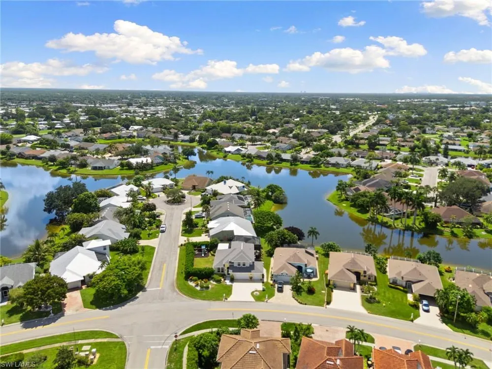 3745 Weymouth Circle Naples, FL 34112