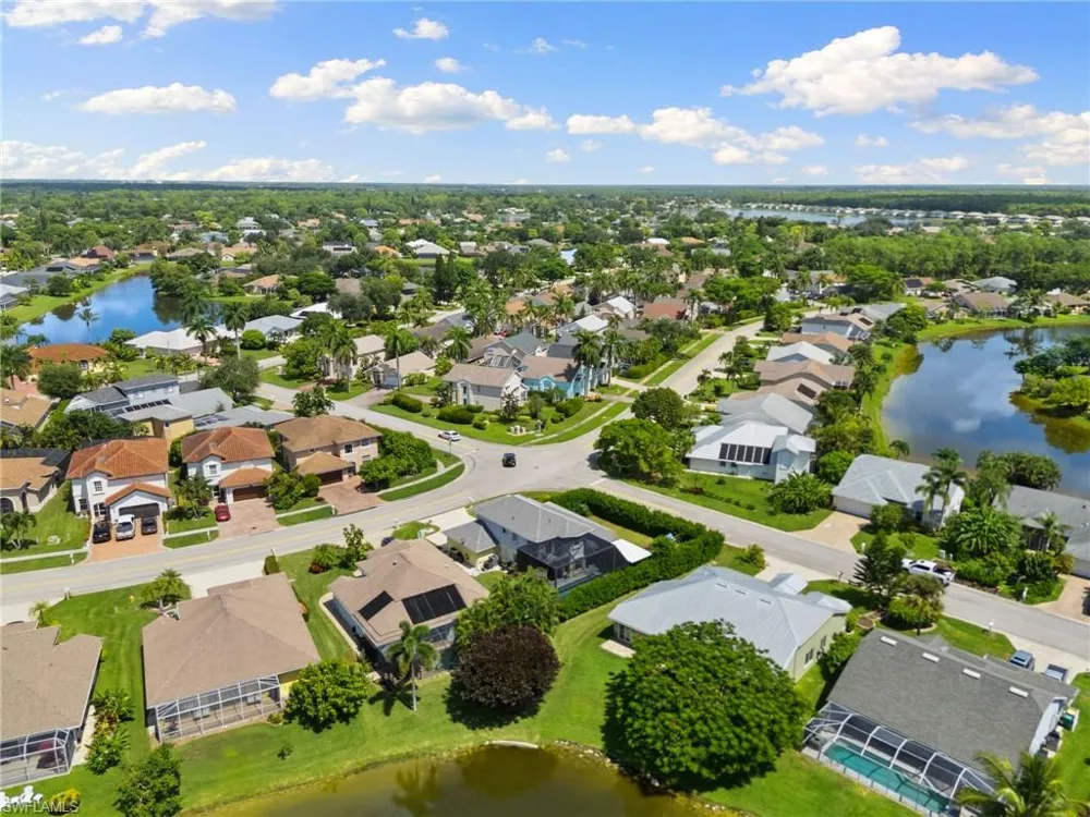 3745 Weymouth Circle Naples, FL 34112