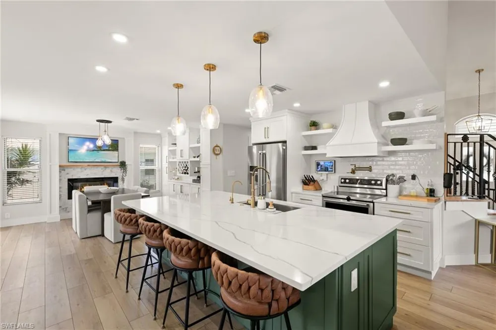 3745 Weymouth Circle Naples, FL 34112