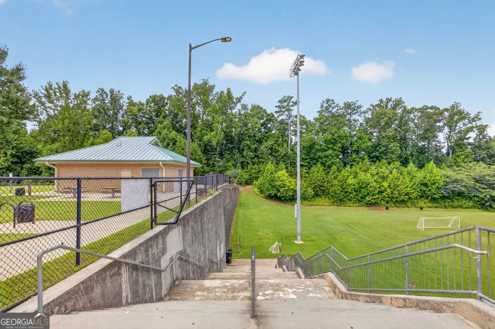 154 Dewey RD Lilburn, GA 30047