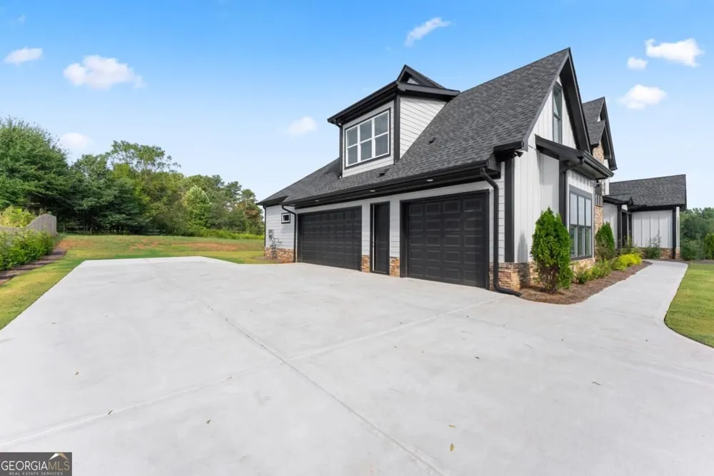 2275 Dr Bramblett RD Cumming, GA 30028