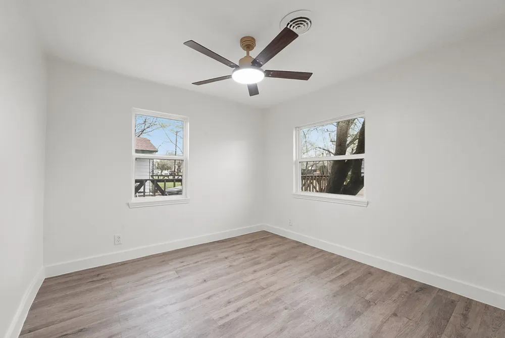2655 Larry Drive Dallas, TX 75228