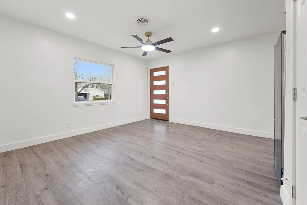 2655 Larry Drive Dallas, TX 75228